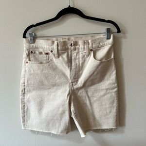 Madewell - cream denim short